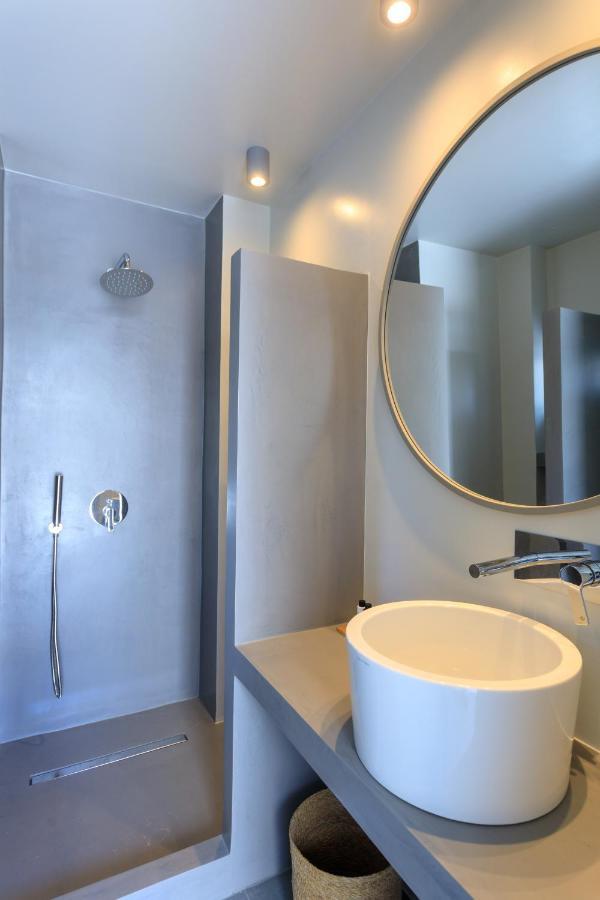 Iliades Luxury Boutique Suites 바트시 외부 사진