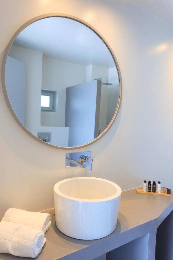 Iliades Luxury Boutique Suites 바트시 외부 사진